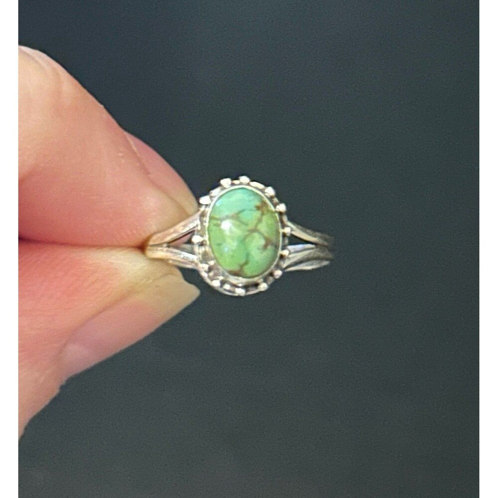 Sterling Silver Genuine Turquoise Ring Sz 7